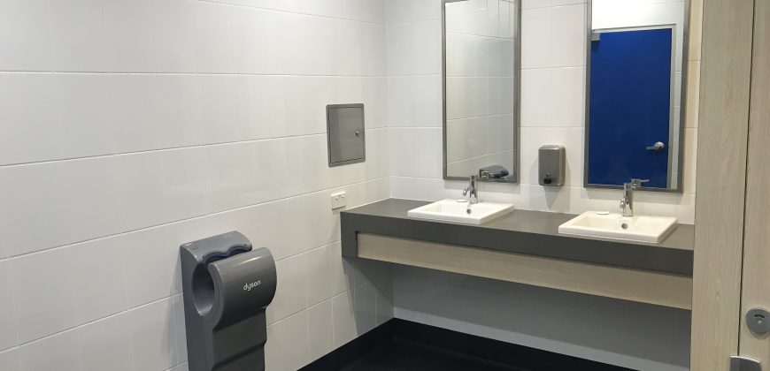 Warehouse & Distribution Centre